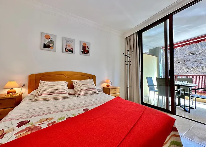 Olivia Sunset プエルト・デ・サンティアゴ